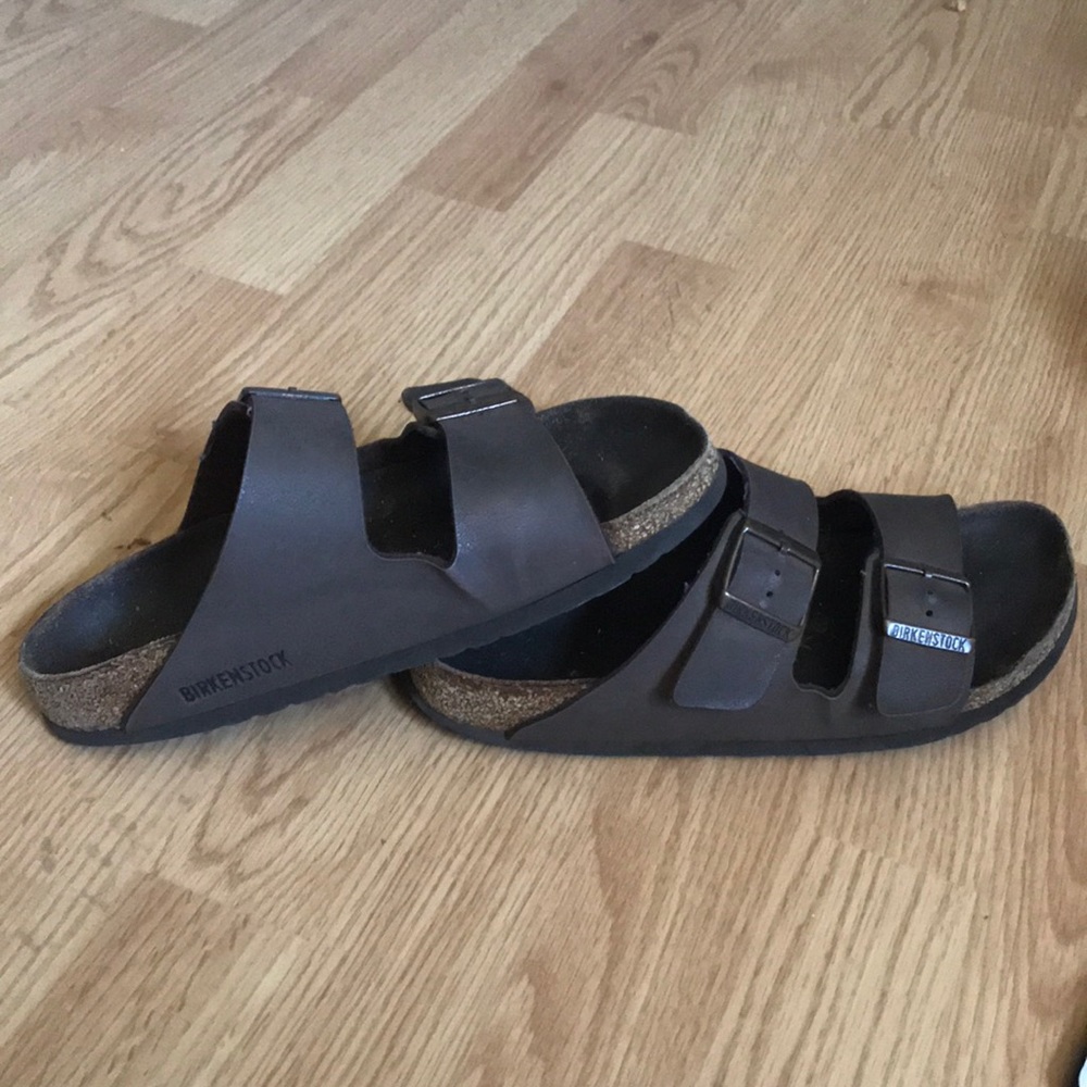 Brown Arizona Birkenstock’s